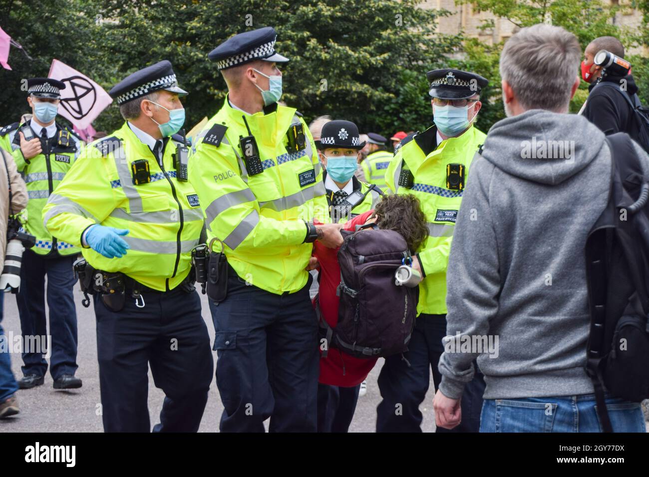 Police making arrest hi-res stock photography and images - Alamy