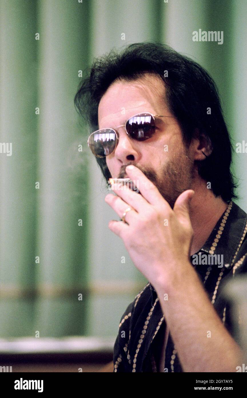 Arezzo Italy 2001-07-08: Nick Cave during the press conference at the  Arezzo Wave Festival smokes a cigarette Stock Photo
