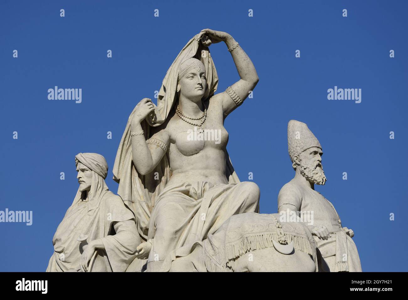 London, England, UK. Albert Memorial (1872: George Gilbert Scott) in Kensington Gardens. Alegorical statue representing Asia Stock Photo