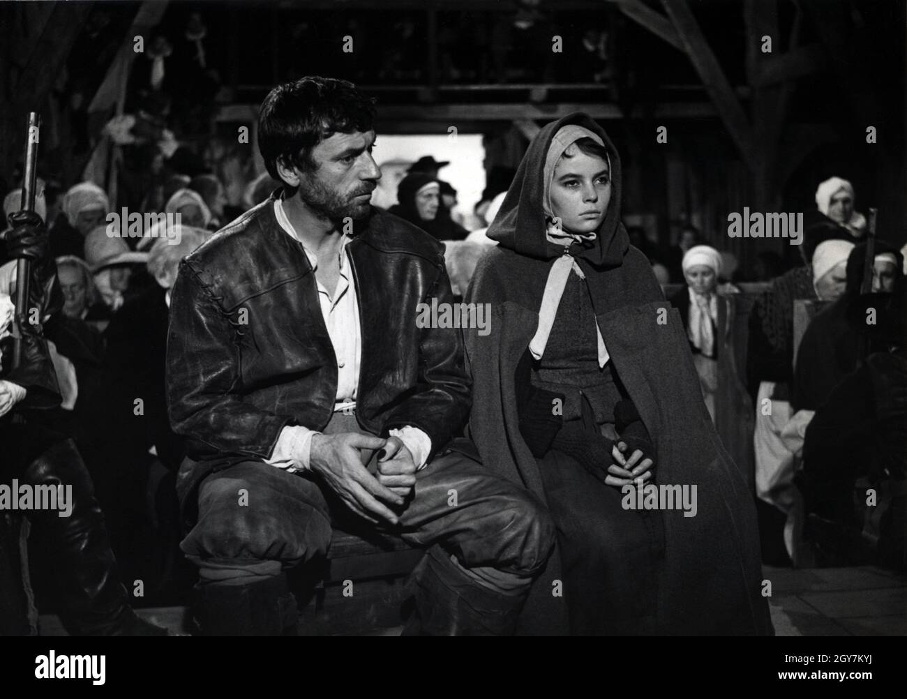 Simone SIGNORET sur le film Les sorcières de Salem Simone SIGNORET sur le film Les sorcières de Salem