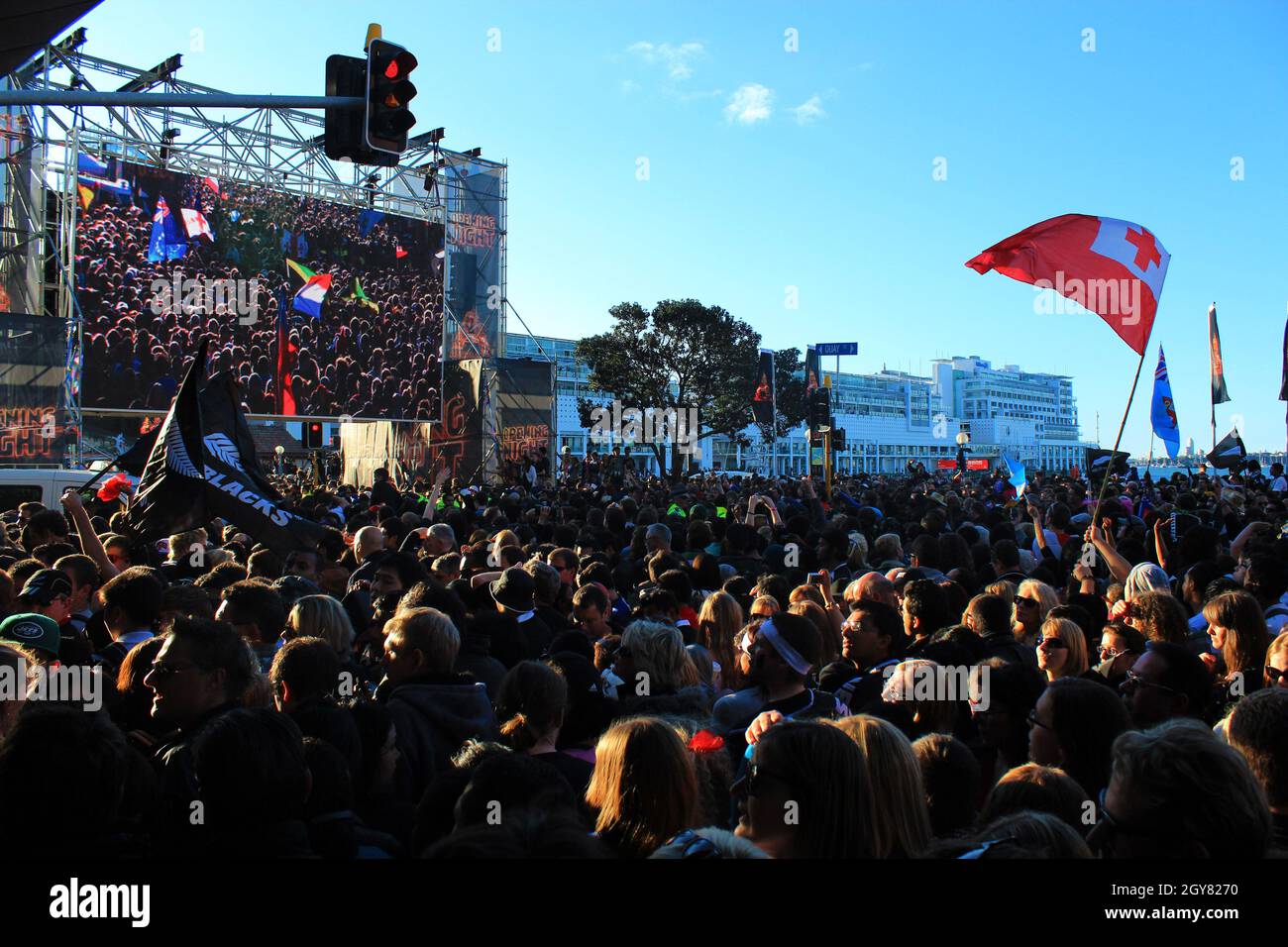 Nz rugby flag hi-res stock photography and images - Alamy