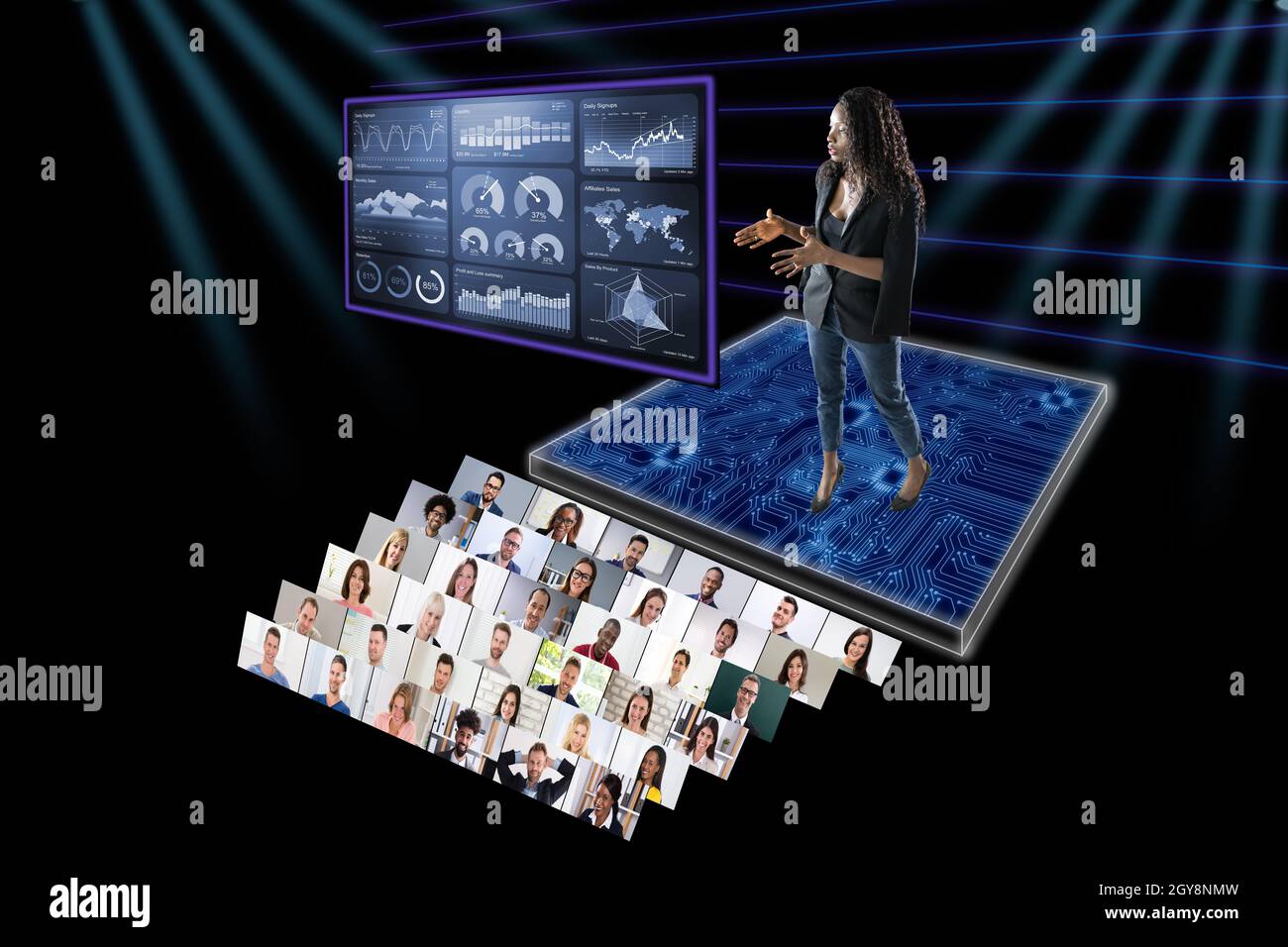 Virtual audience hi-res stock photography and images - Alamy