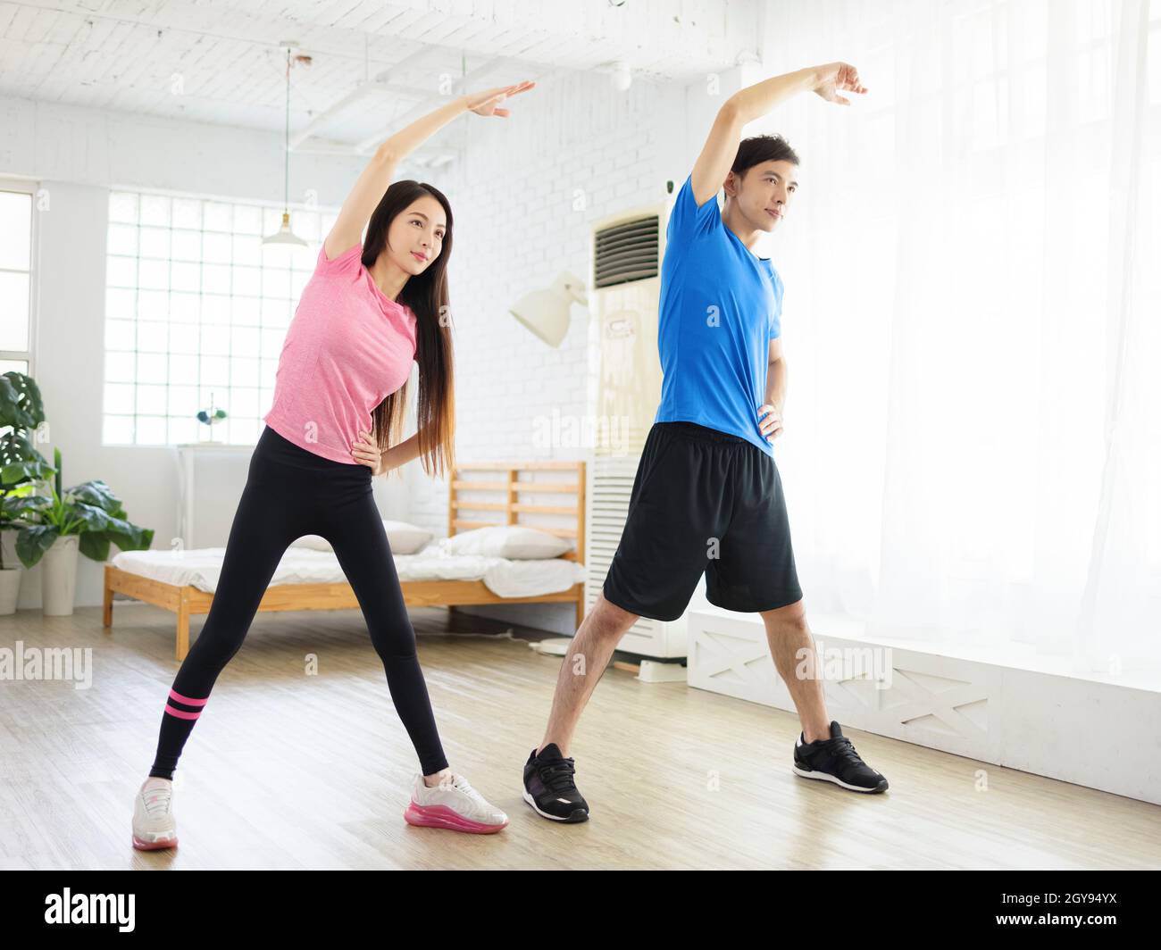 Lateral flexion hires stock photography and images Alamy