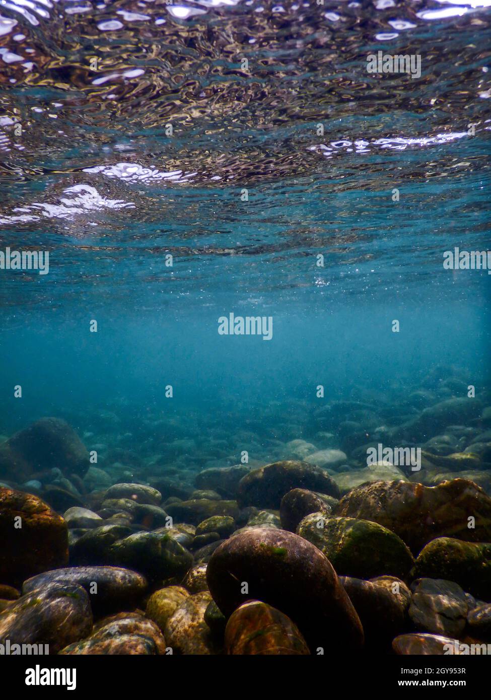 Rocks underwater on riverbed, rivers freshwater underwater, crystal