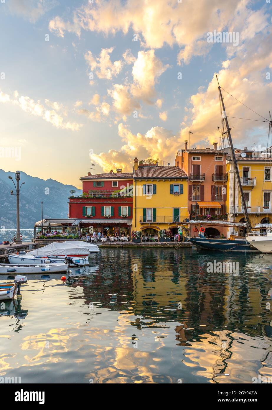 Most beautiful italian village hi-res stock photography and images - Alamy