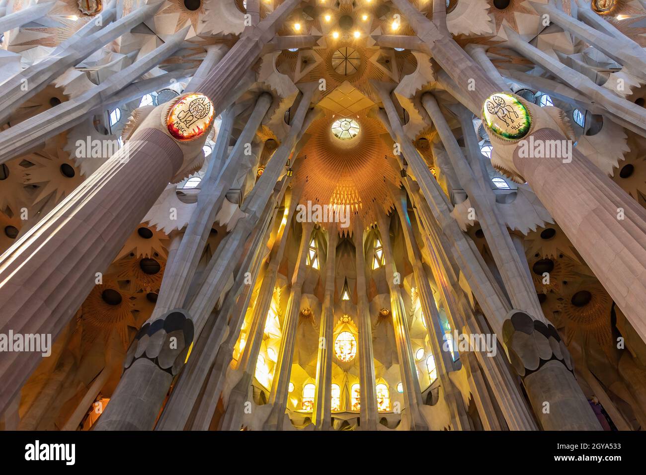 Main Altar of the Sagrada Familia Cathedral, Barcelona, Spain Stock Photo -  Alamy, image size:1300x956