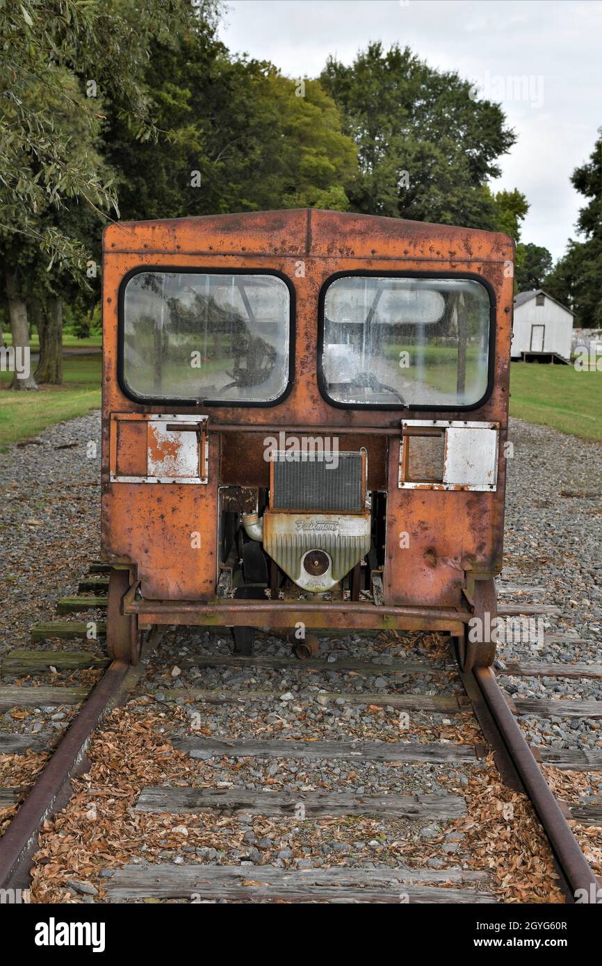 Railroad maintenance rail car hires stock photography and images Alamy