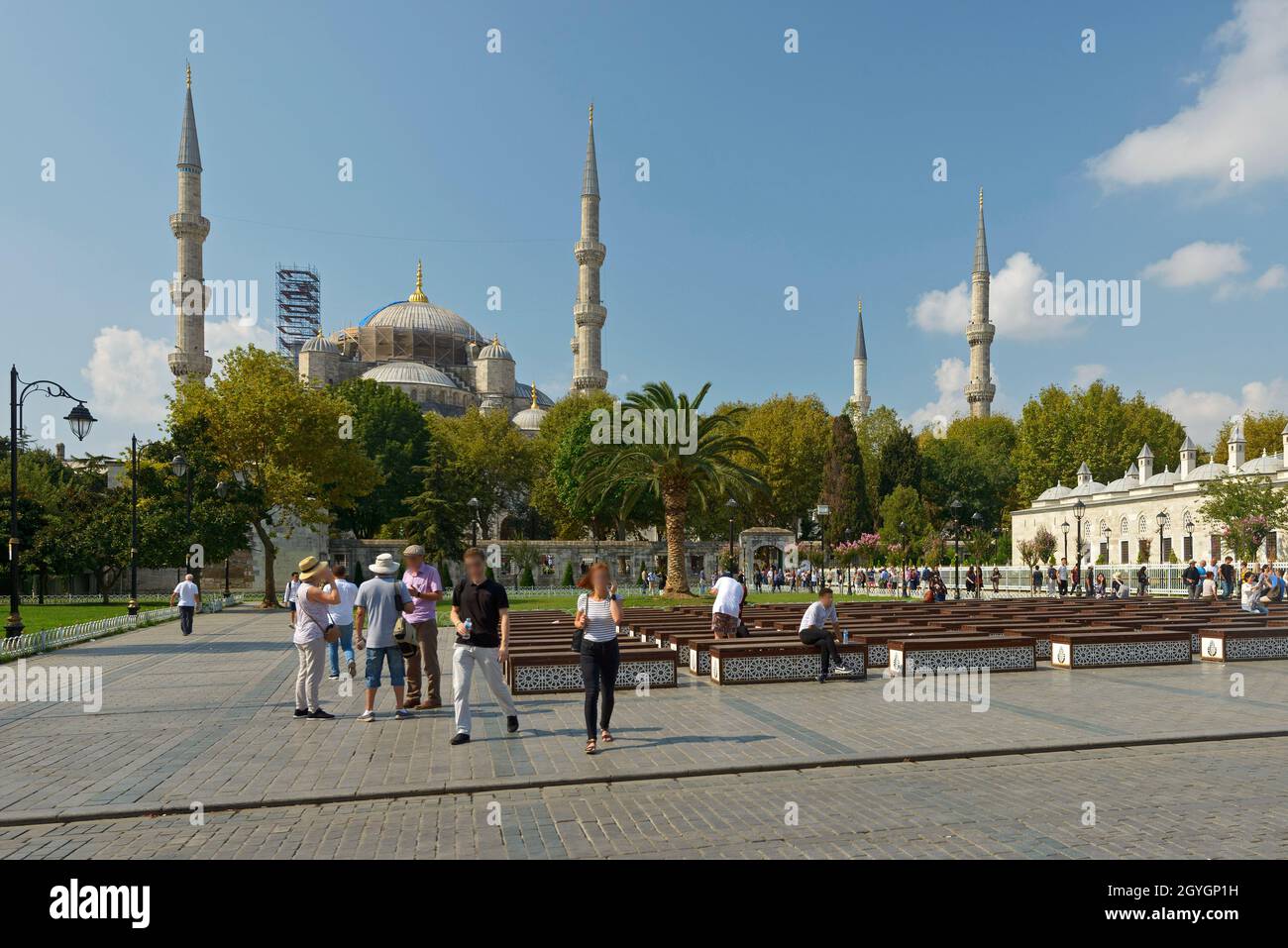 TURKEY, ISTANBUL, SULTAN AHMET PARK AND BLUE MOSQUE (SULTAN AHMET ...