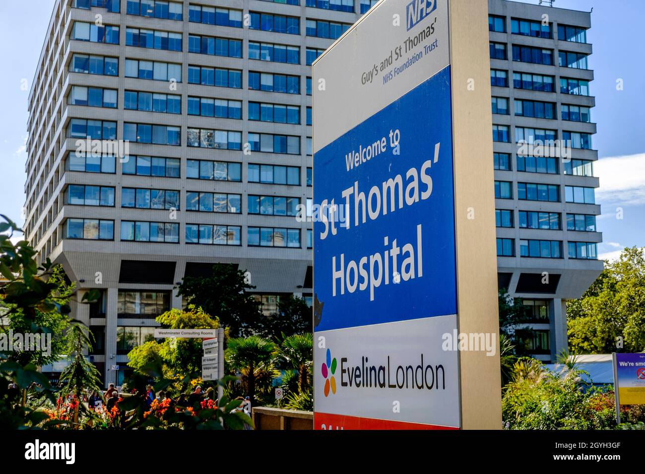 St Thomas' Hospital, London. Stock Photo