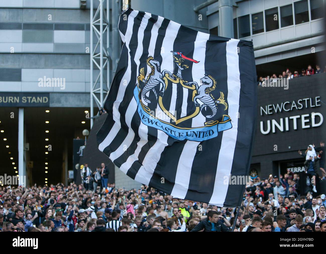Newcastle flag hi-res stock photography and images - Alamy