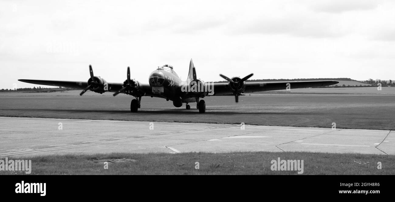 Boing B17G American bomber on British airfield Stock Photo