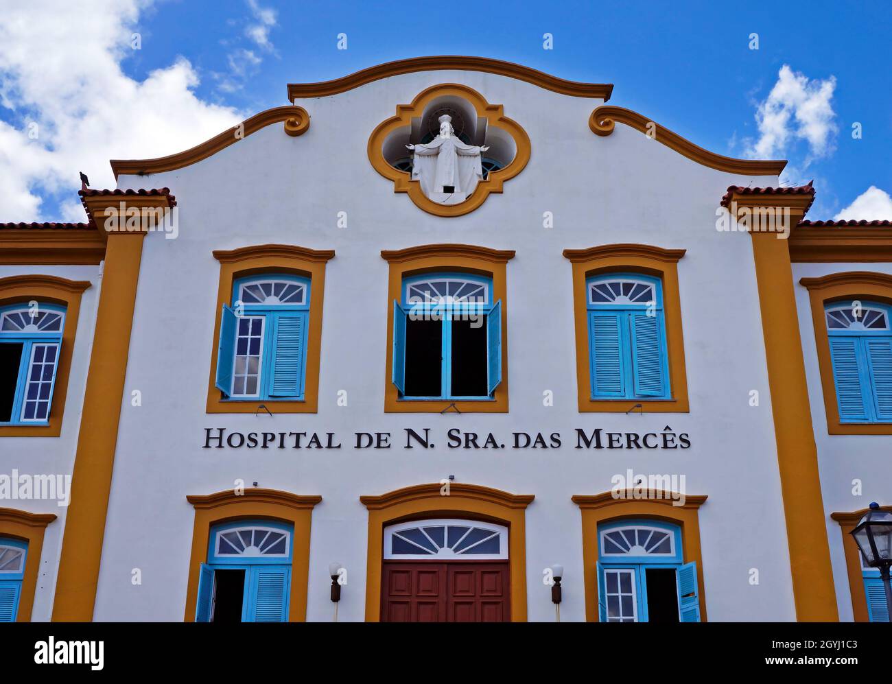 SAO JOAO DEL REI, MINAS GERAIS, BRAZIL - JANUARY 26, 2020: Hospital facade (Hospital Nossa Senhora das Merces) Stock Photo