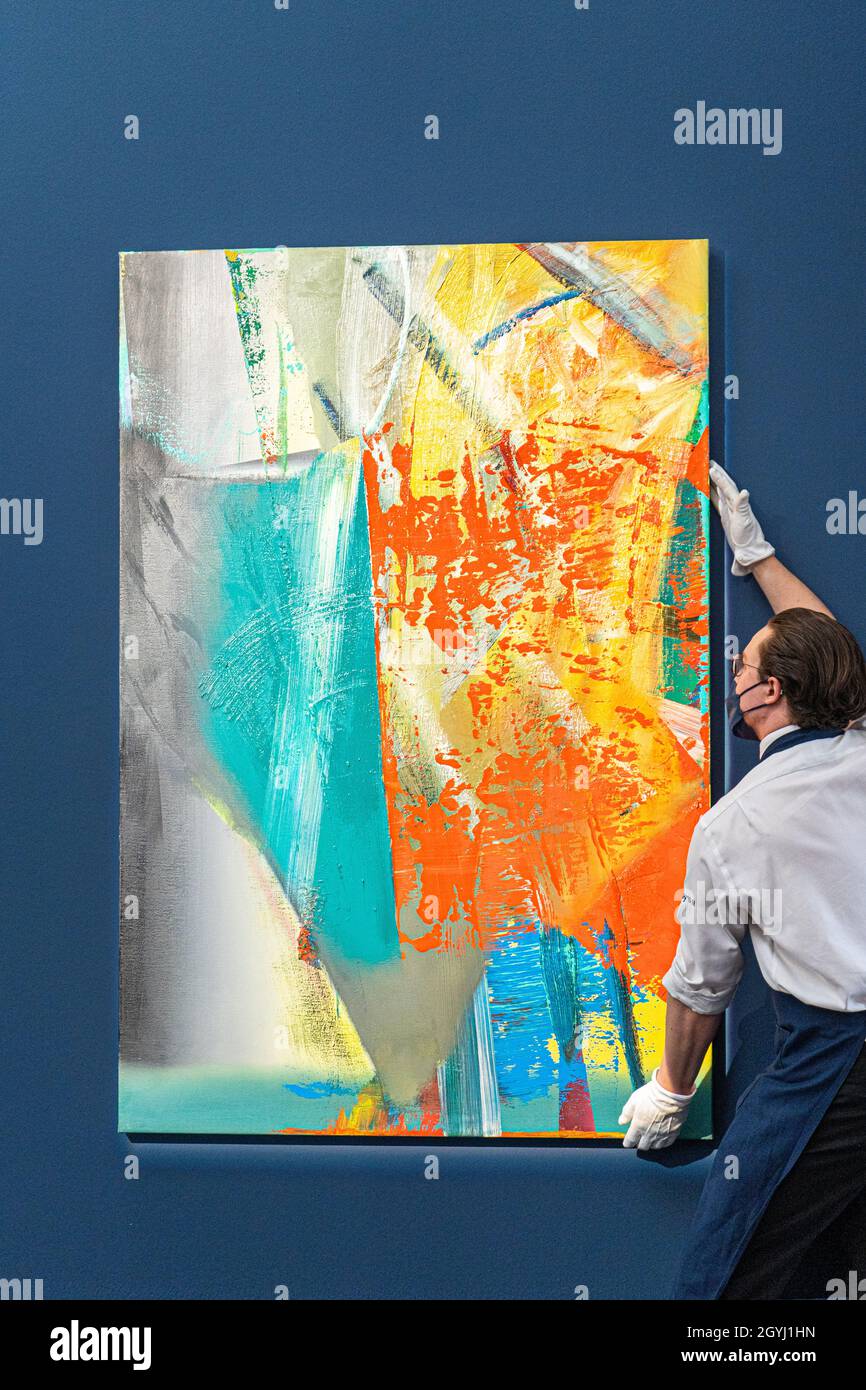 SOTHEBY'S LONDON, UK. 8th Oct, 2021. GERHARD RICHTER Abstraktes Bild. Estimate: GBP 5-7 million offered at Sotheby's contemporary art sales during Frieze Week bringing together the biggest names in post-war art with a roster of young and emerging artists. Credit: amer ghazzal/Alamy Live News Stock Photo