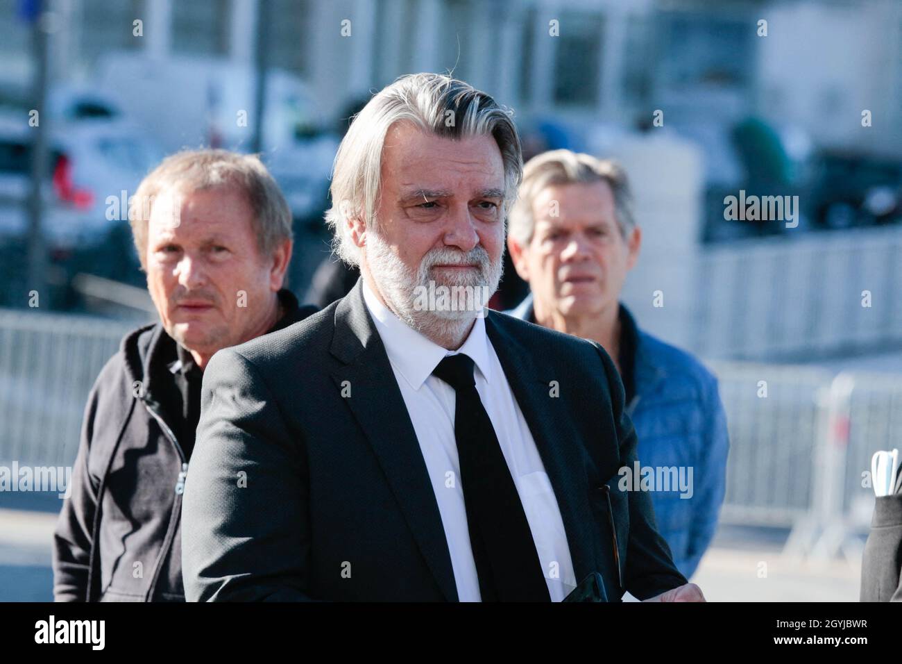 Marseille, France. 08th Oct, 2021. Guest arrives at funeral mass dedicated  to Bernard Tapie, the French business magnate, actor and politician, at the  Major cathedrol in Marseille, southeastern France, on October 8,