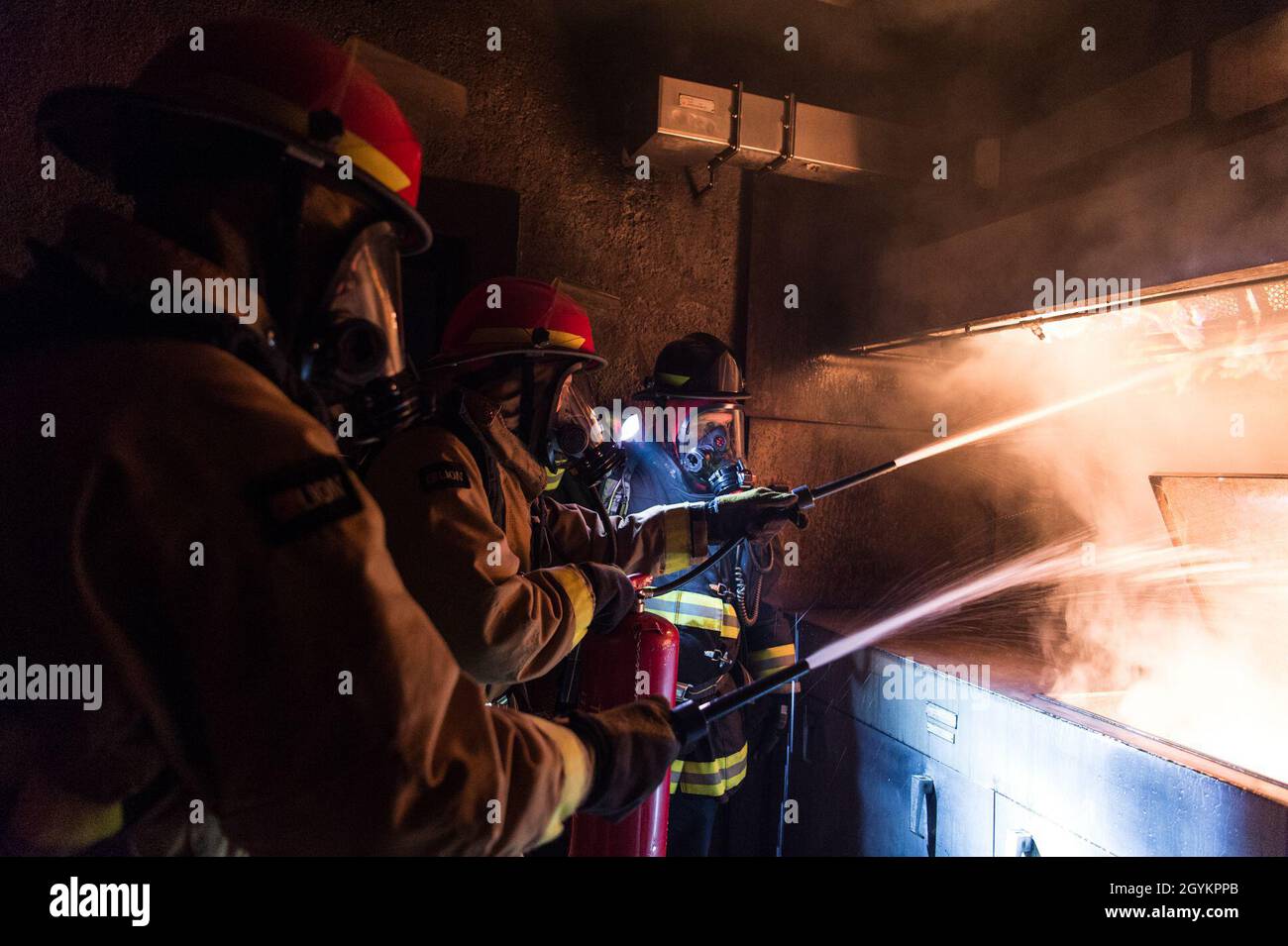 Deep fryer fire hires stock photography and images Alamy
