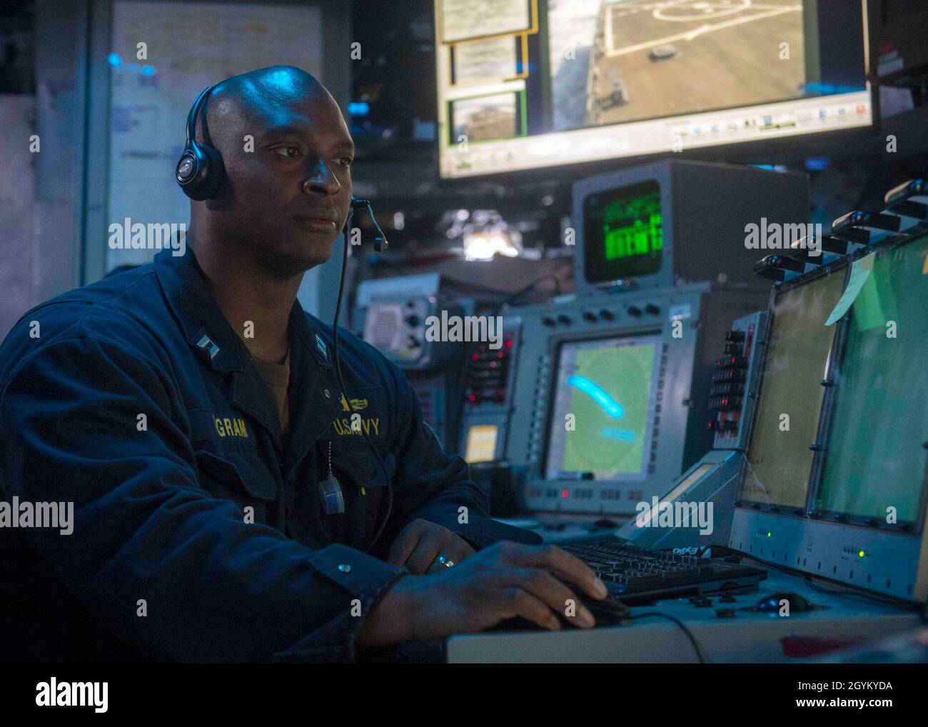 PACIFIC OCEAN (Jan. 24, 2020) Lt. Tony Ingram, from Fort Worth, Texas ...