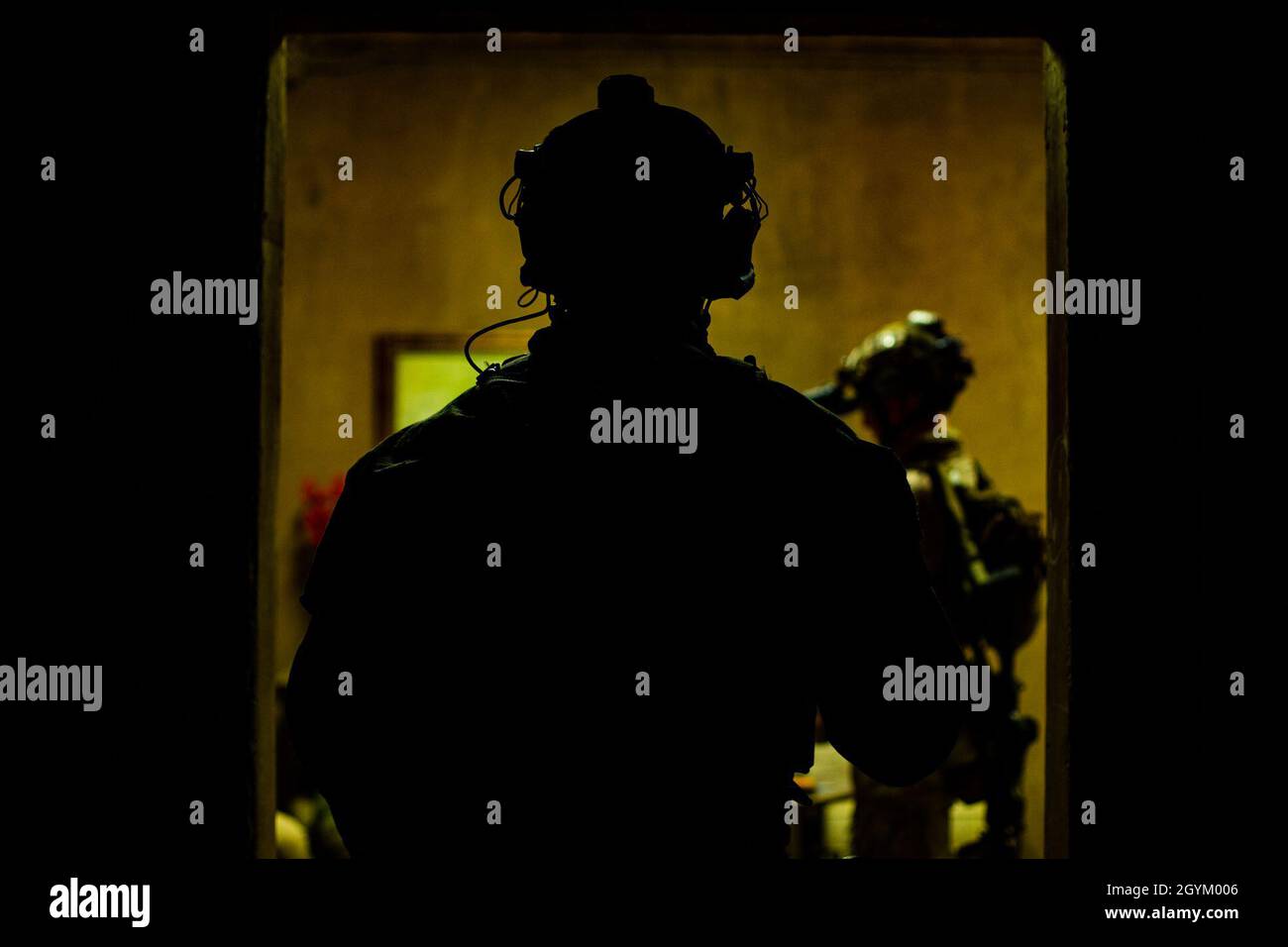 A Force Reconnaissance Marine with the 31st Marine Expeditionary Unit’s