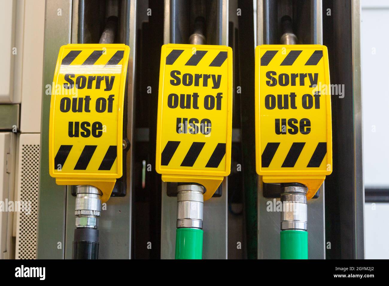 Petrol pumps, sorry out of use sign, fuel crisis in the uk Stock Photo ...