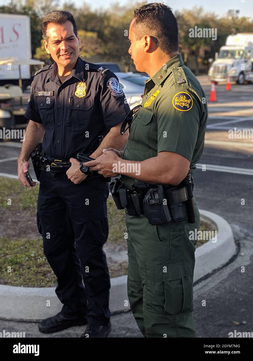 Border patrol agent hi-res stock photography and images - Alamy