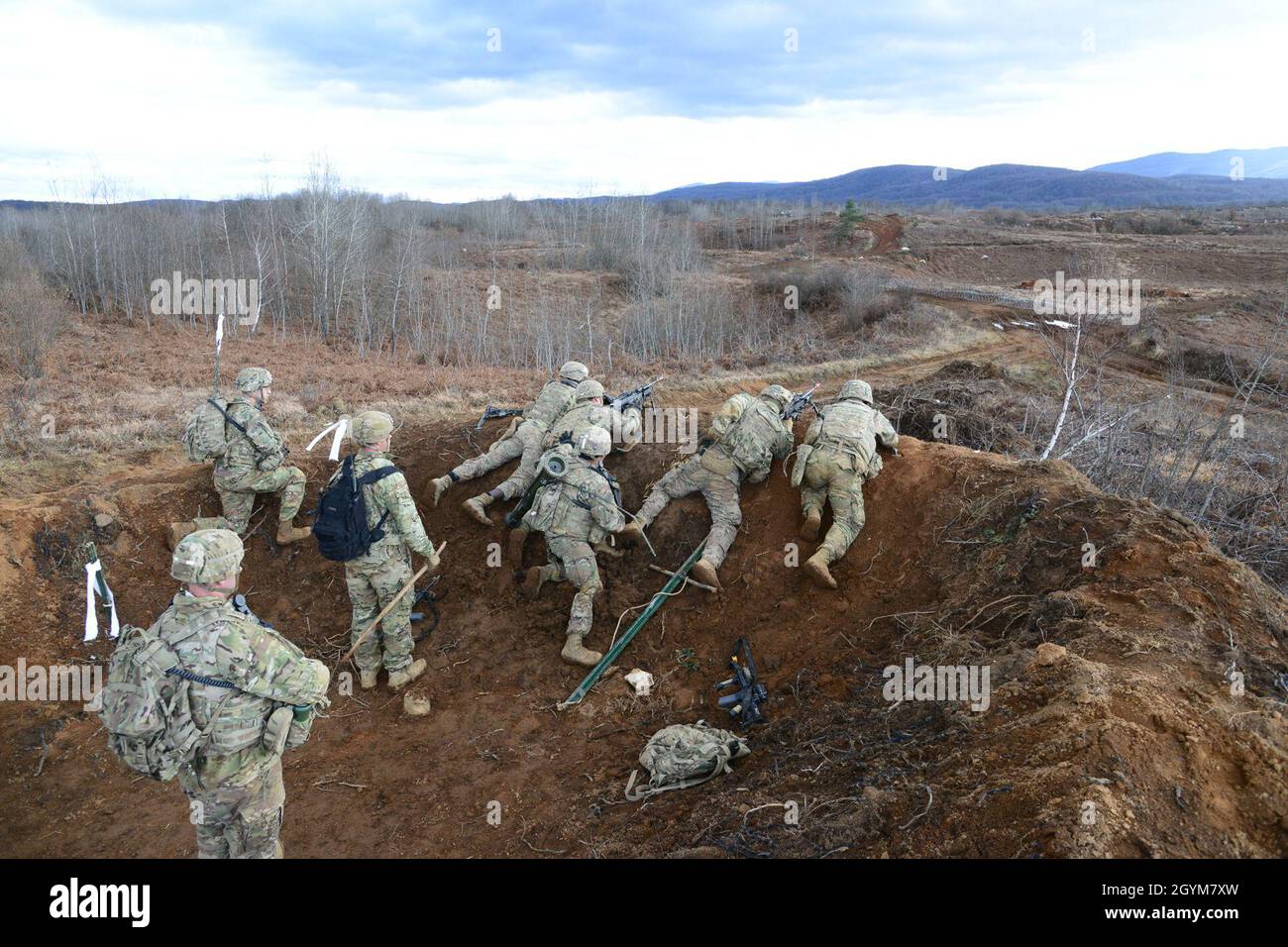 U.S. Army Paratroopers assigned to 54th Brigade Engineer Battalion ...