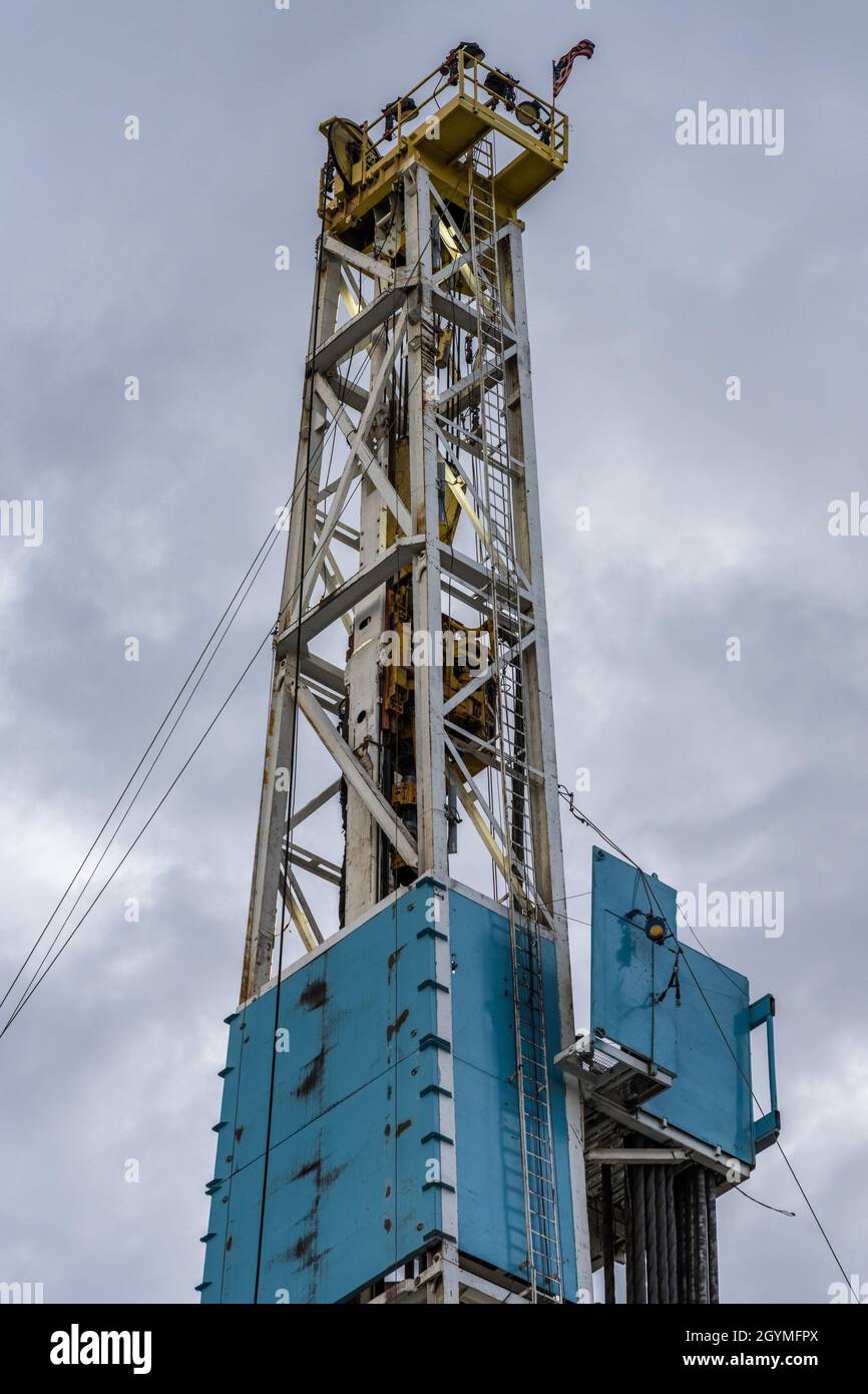 Rig Types - Fox Oil Drilling Company