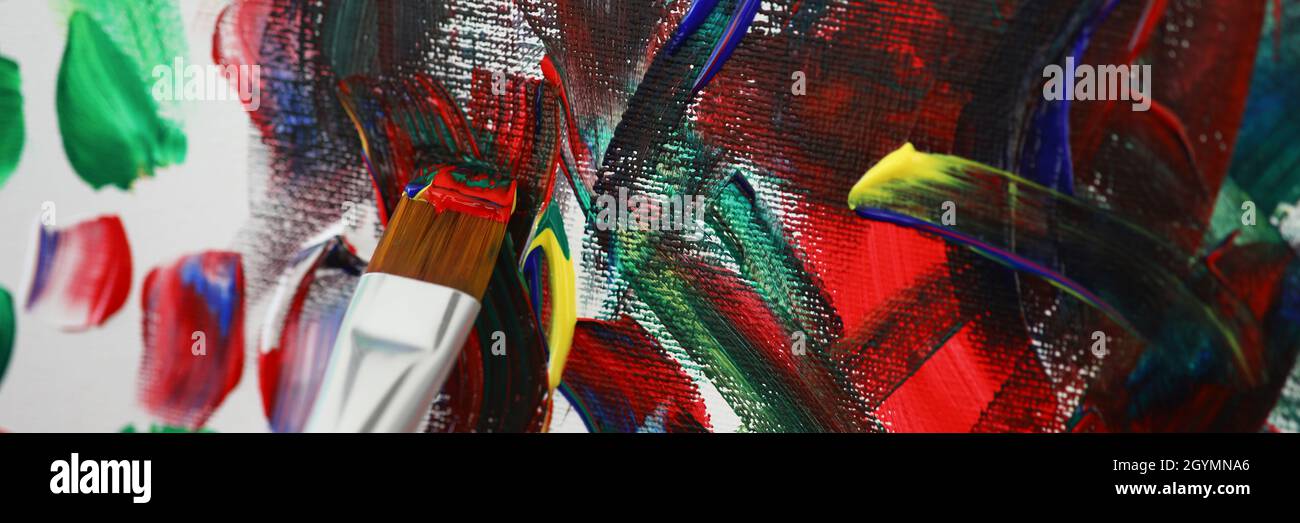 Artist paints picture oil paint hi-res stock photography and images - Alamy