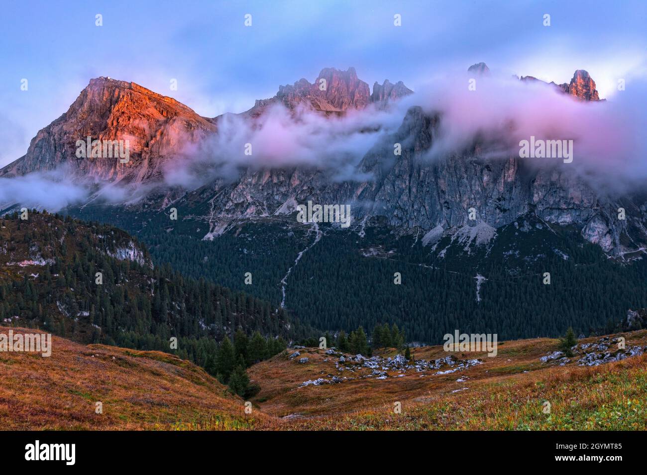 Cinque Torri, Cortina d'Ampezzo, Belluno, Veneto, Dolomites, Italy Stock Photo
