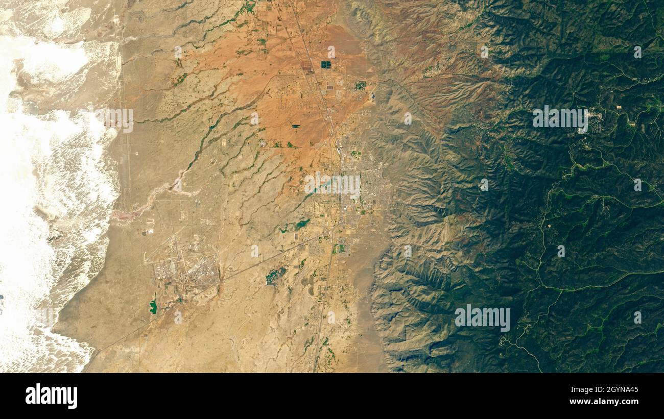 Aerial of Alamogordo, New Mexico with White Sands National Monument on the left. Stock Photo