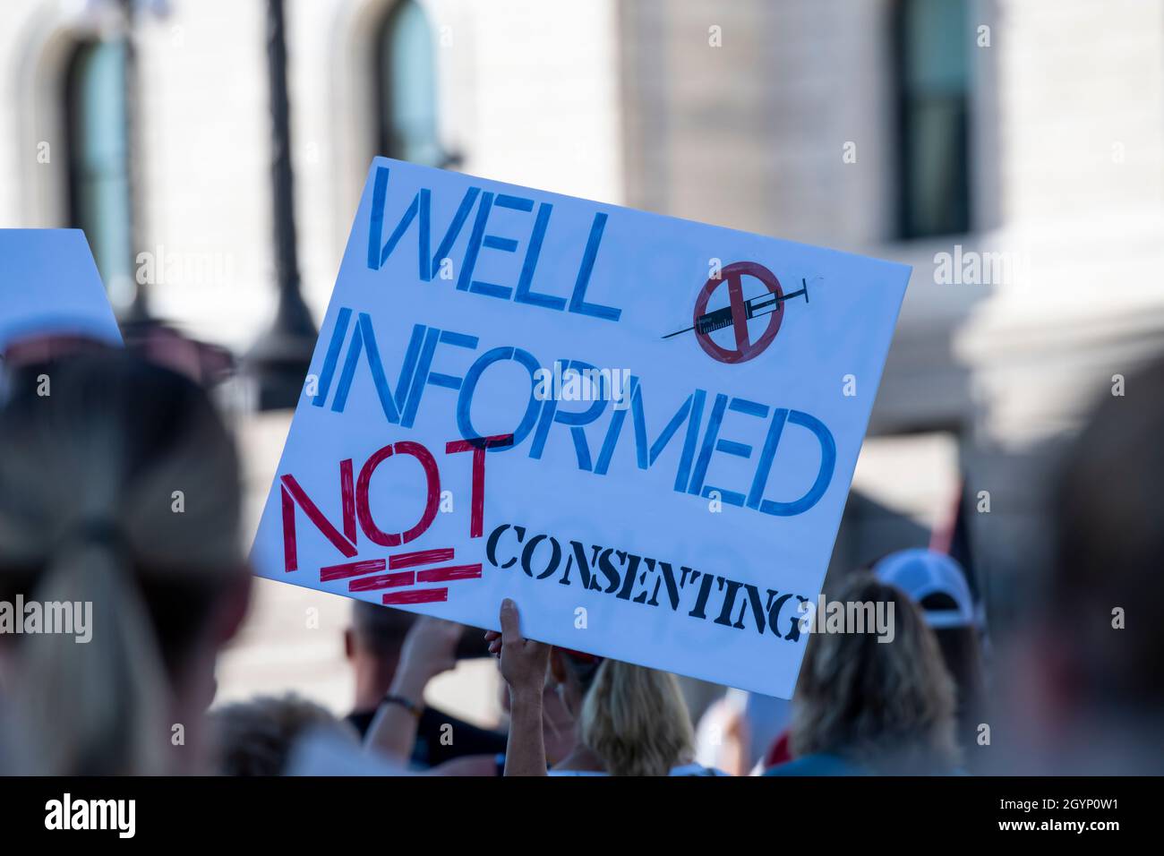 St. Paul, Minnesota. Stop the mandate protest. Protest to stop vaccine mandates and passports. Anti-vaccine movement. Stock Photo