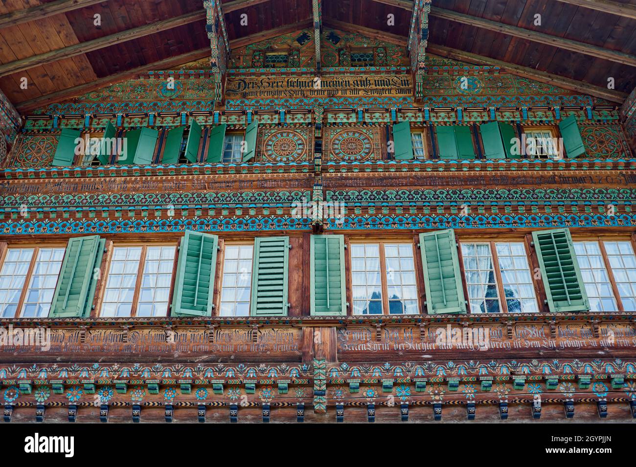 Swiss chalet - Simmental, Berner Oberland, Switzerland Stock Photo - Alamy