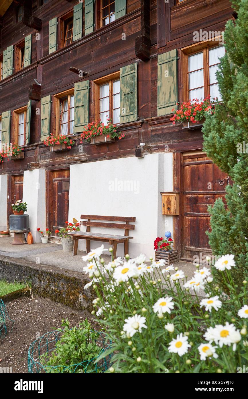 Swiss chalet - Simmental, Berner Oberland, Switzerland Stock Photo - Alamy