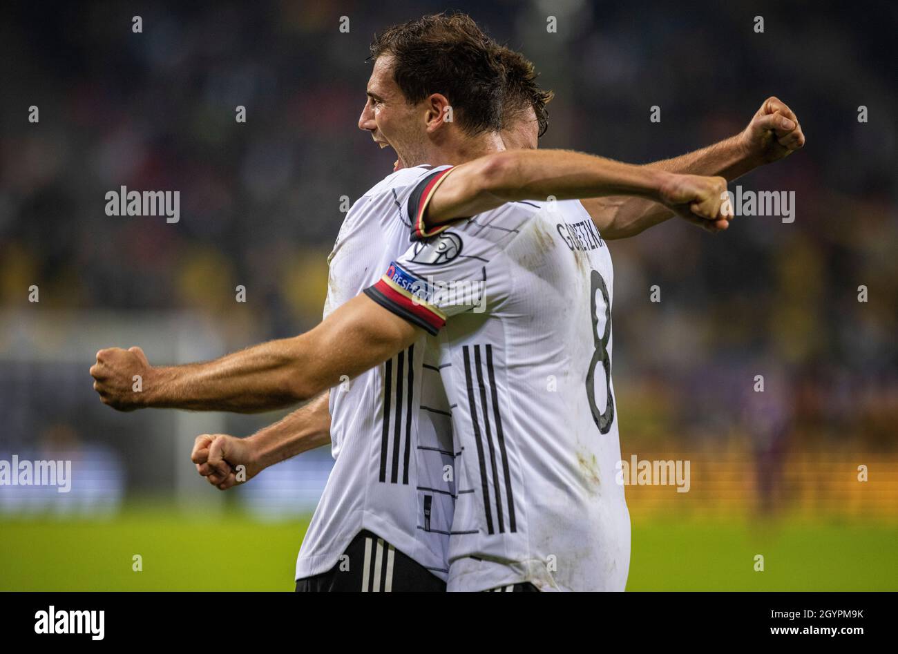 Torjubel Joshua Kimmich (Deutschland), Leon Goretzka (Deutschland)  Deutschland - Rumänien 08.10.2021, Fussball; WM-Quali, Qualifikation,  Saison 2021/2 Stock Photo - Alamy