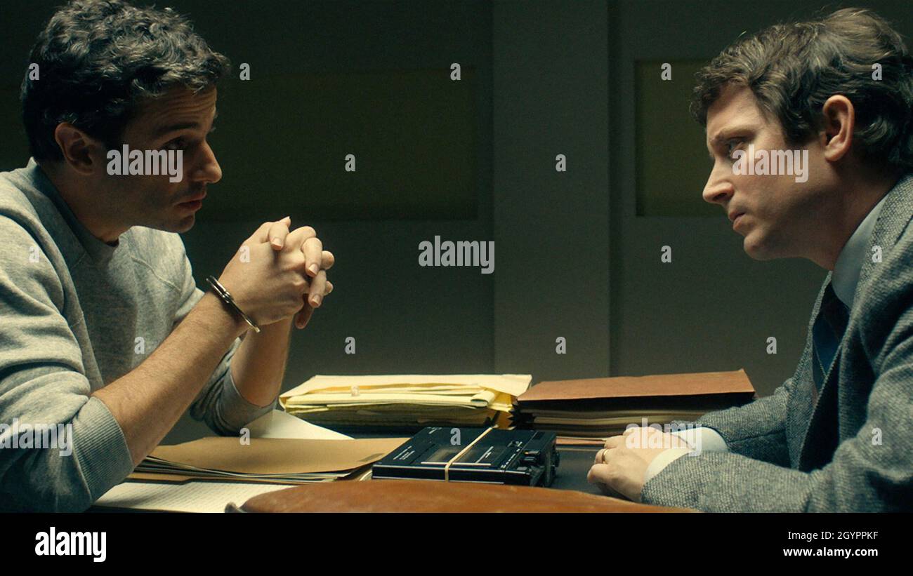 ELIJAH WOOD and LUKE KIRBY in NO MAN OF GOD (2021), directed by AMBER SEALEY. Credit: Company X / Album Stock Photo