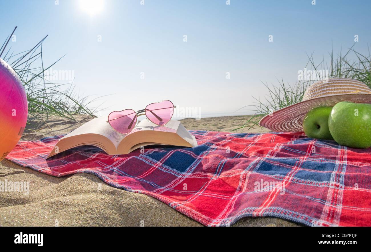 picnic at sand beach on holiday in summer Stock Photo Alamy