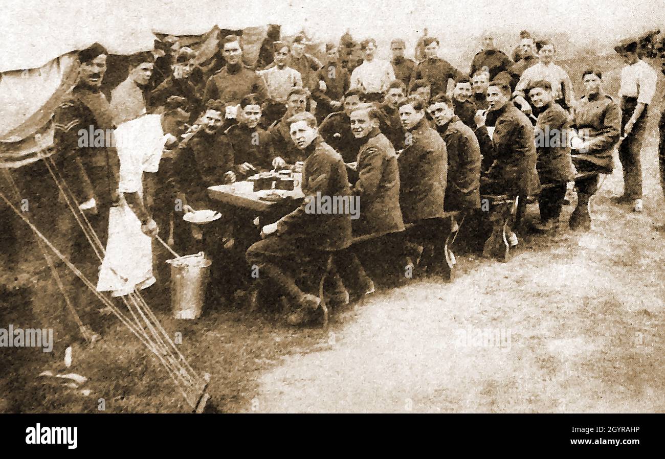 WWI British Royal Flying Corp recruits eating outside at their camp Stock Photo