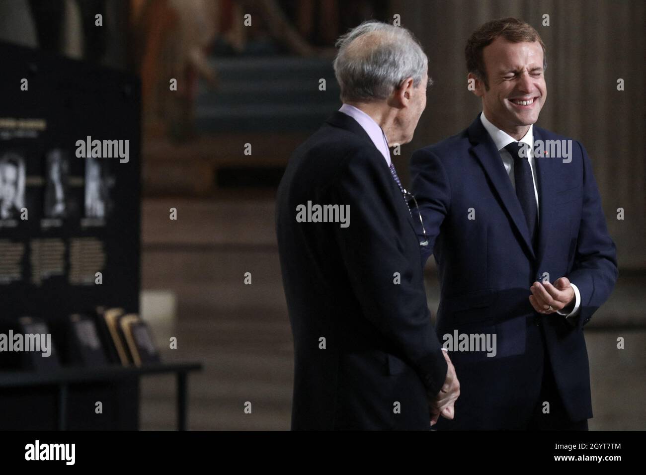 Paris France 09th Oct 21 Le President De La Republique Emmanuel Macron Et Robert Badinter Durant La Commemoration Du Quarantieme Anniversaire De L Abolition De La Peine De Mort Au Pantheon A Paris