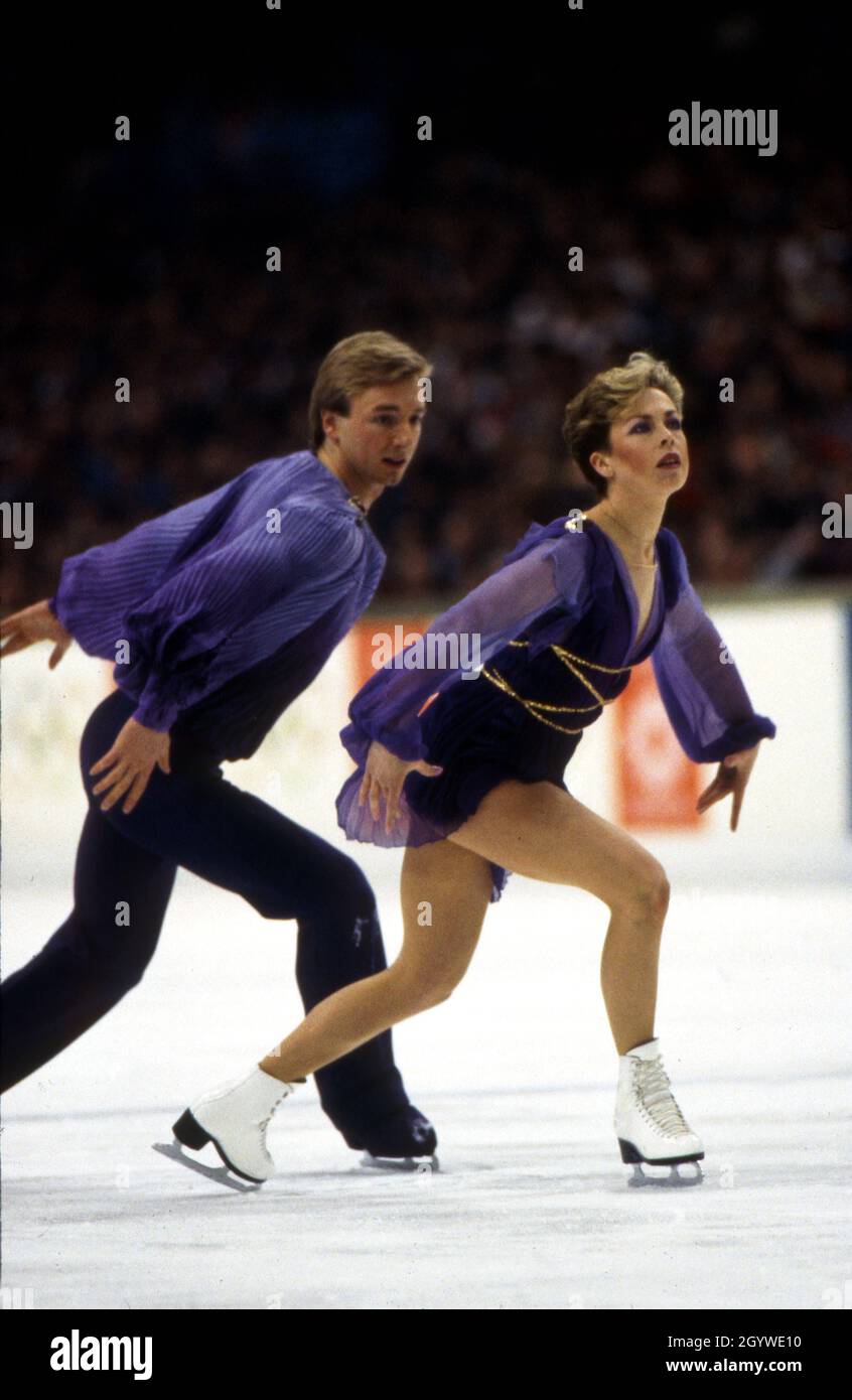 Torvill and dean sarajevo olympics hi-res stock photography and images -  Alamy