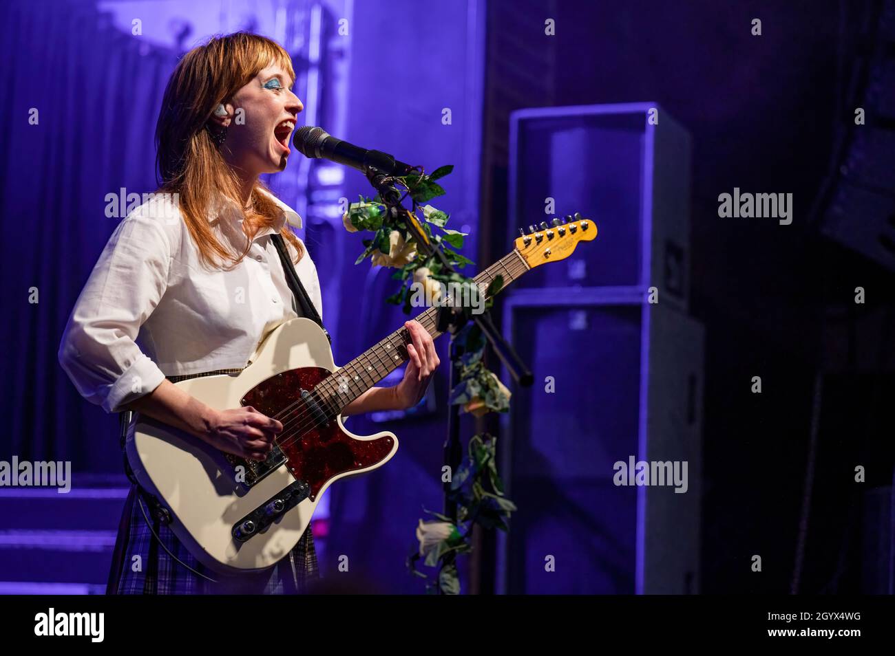 Manchester, UK. 09th October 2021. Orla Gartland performs at Manchester Academy. 2021-10-09. Credit:  Gary Mather/Alamy Live News Stock Photo