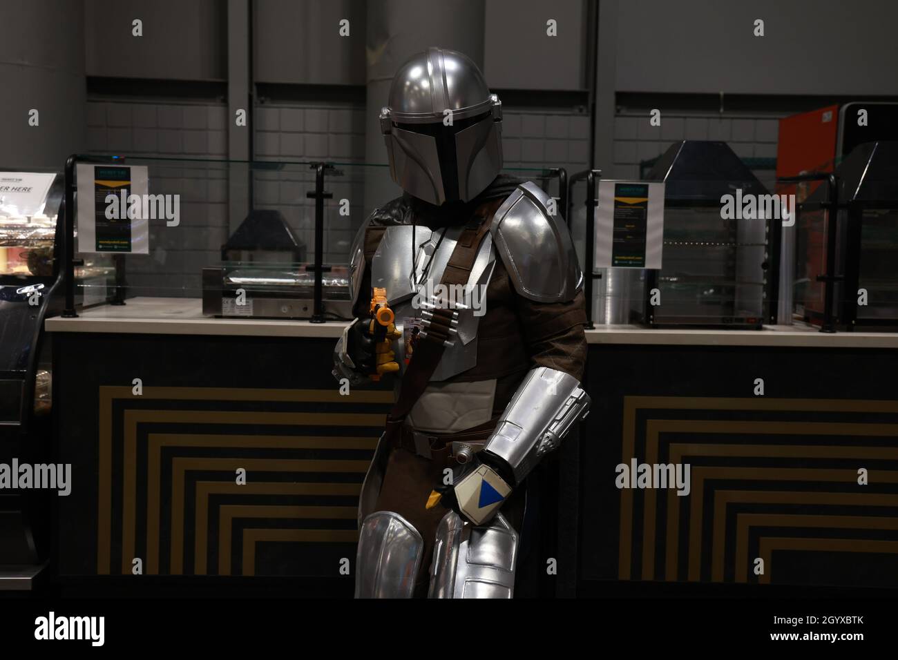 New York, N.Y/USA – 9th Oct. 2021: Michael is dressed as The Mandorlian for the New York Comic Con 2021. Credit: Gordon Donovan/17�Թ����� Live News Stock Photo