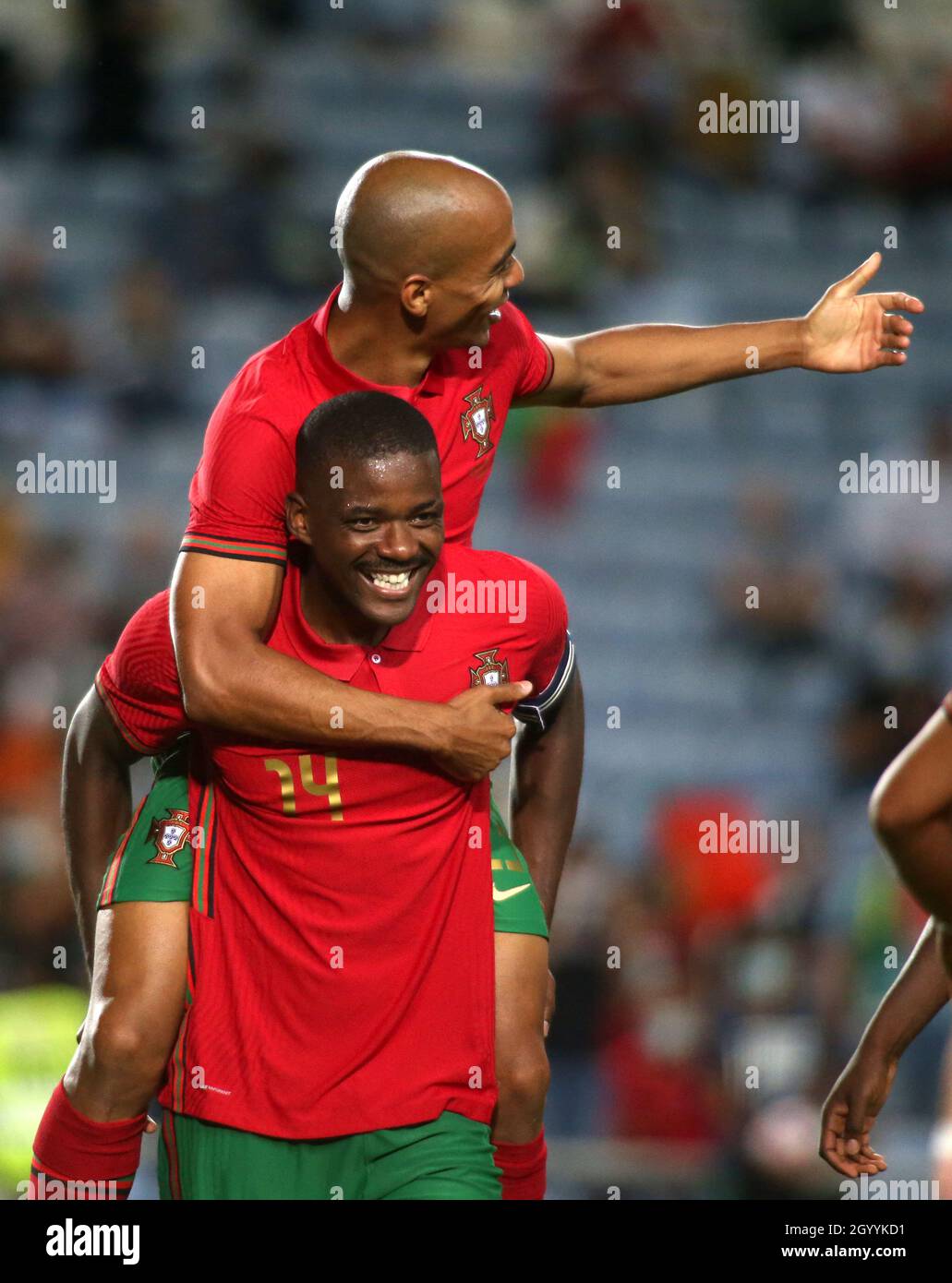FARO, PORTUGAL - OCTOBER 09: William Carvalho and Joao Mario of Portugal celebrates after Jose Fonte of Portugal scores his Goal ,during the international friendly match between Portugal and Qatar at Estadio Algarve on October 9, 2021 in Faro, Faro. (Photo by MB Media) Stock Photo