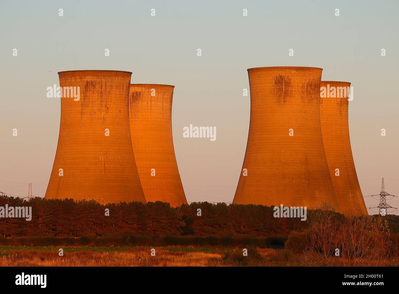 The remaining 4 cooling towers at Eggborough Power Station in North Yorkshire, moments before they were demolished by controlled explosions Stock Photo