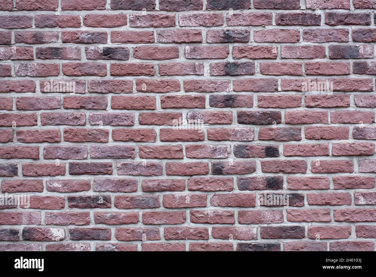 Dark red brick facade hi-res stock photography and images - Alamy