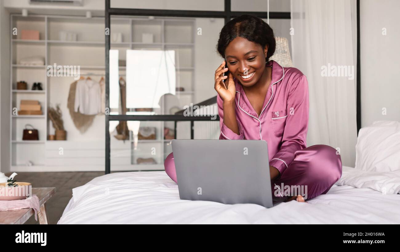 Cheerful black woman talking hi-res stock photography and images - Alamy