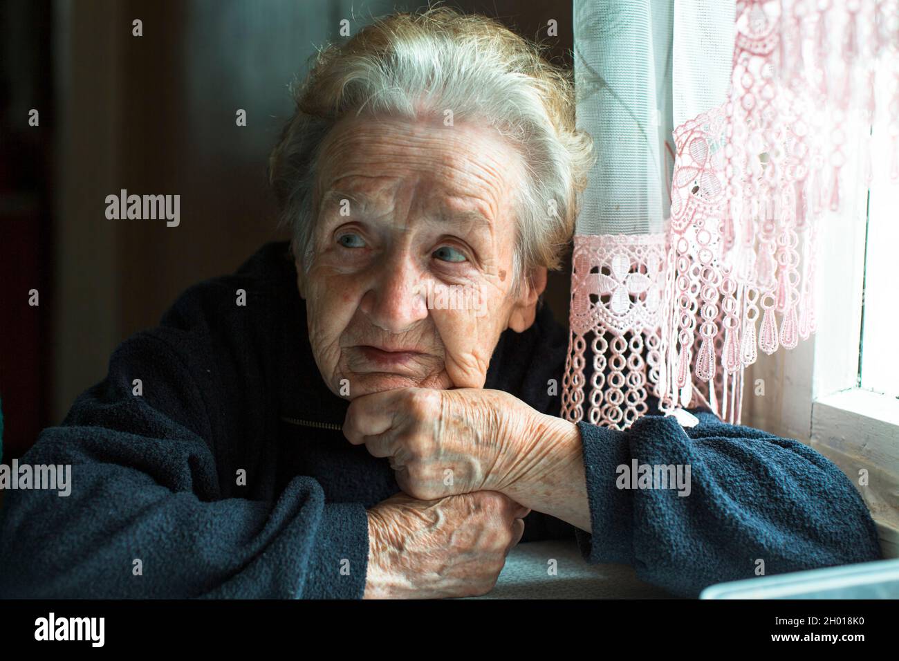 Old wrinkled woman hi-res stock photography and images - Alamy