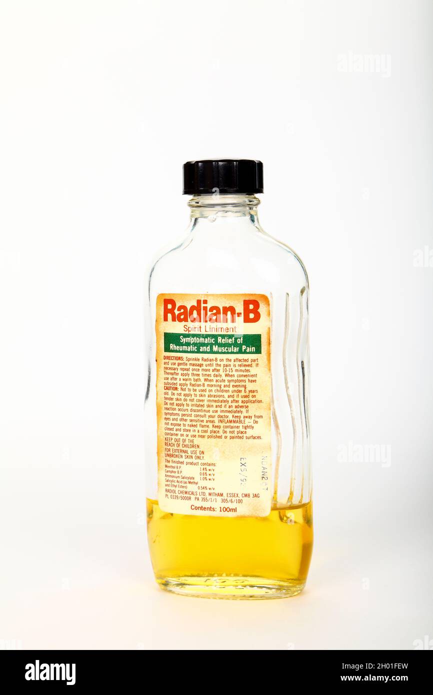 Vintage bottle of Radian B Spirit Liniment for the symtomatic relief of  rheumatic and muscular pain, fibrositis, bruises and strains Stock Photo -  Alamy