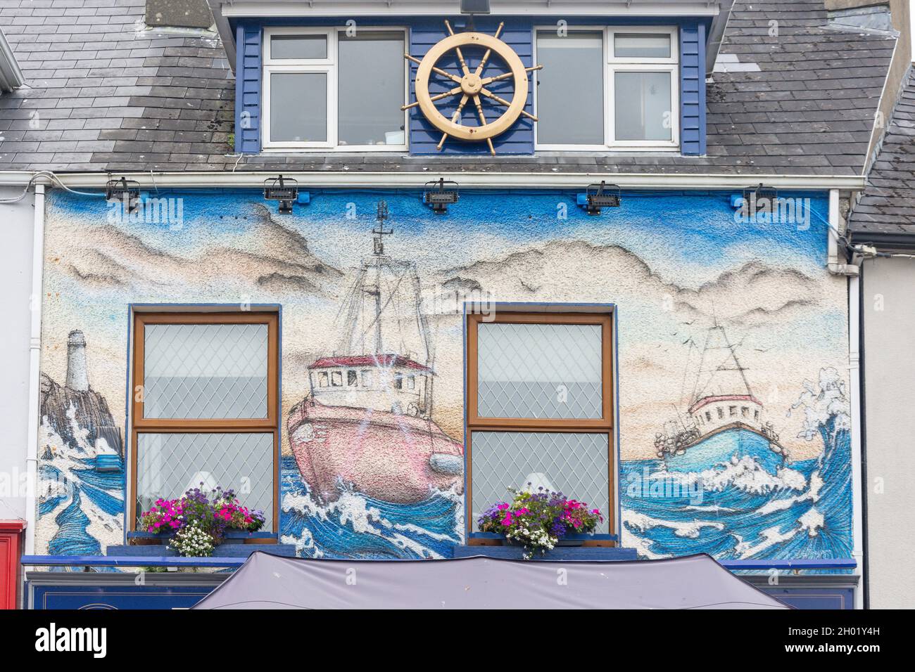 The Harbour Restaurant & Bar, Quay Street, The Glebe, Donegal (Dun na nGall), County Donegal, Republic of Ireland Stock Photo