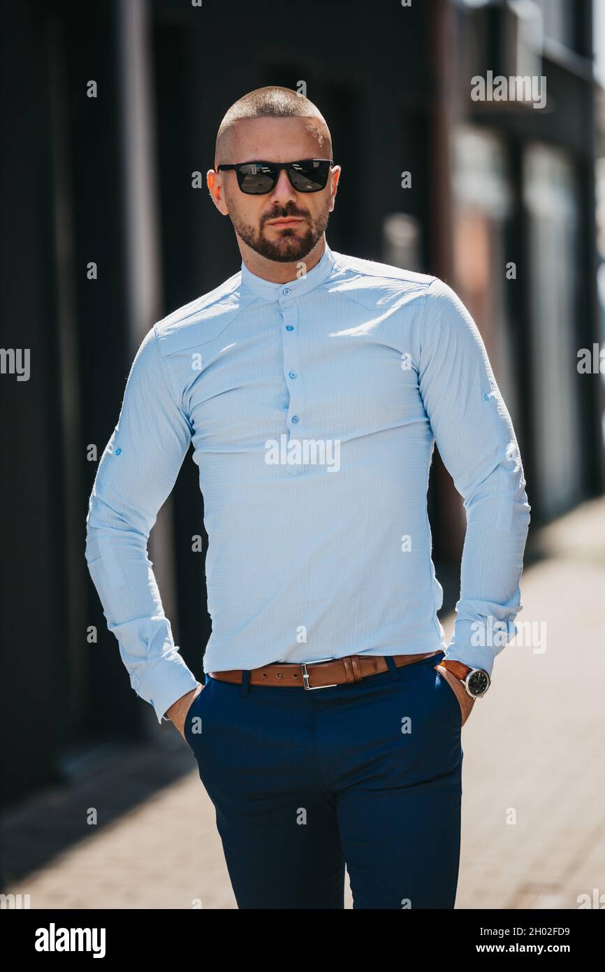 Man wearing light shirt hi-res stock photography and images - Alamy