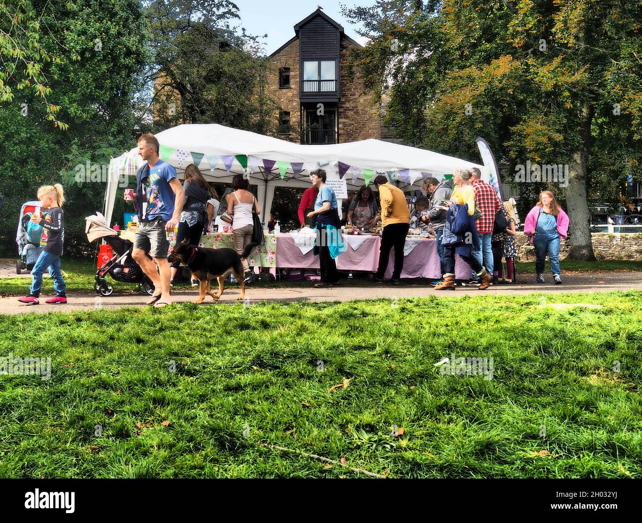 Devon steam packet inn totnes hi-res stock photography and images - Alamy