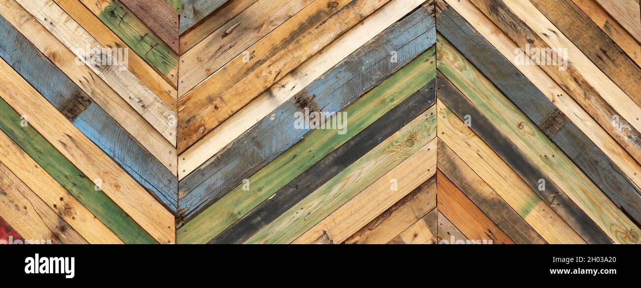 Diagonal cut wood outlet