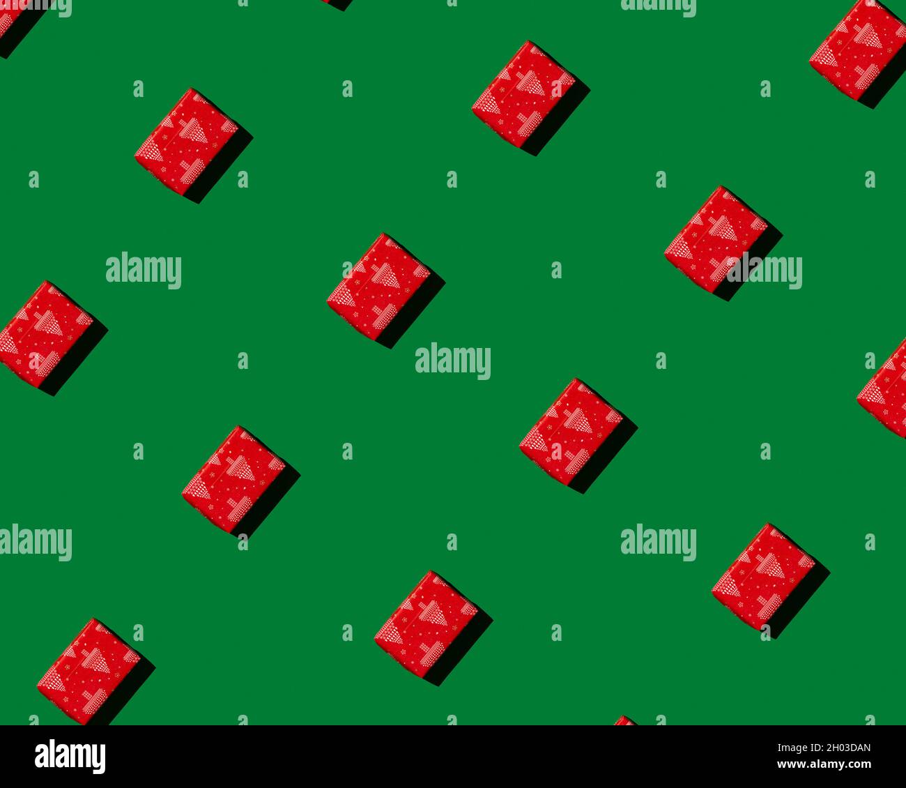 Green and red package hi-res stock photography and images - Alamy